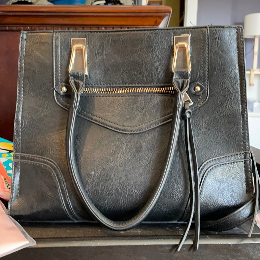 Black square purse